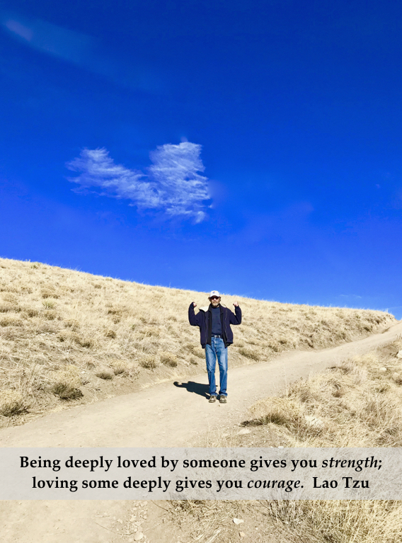 Tom Roderick Wonderland lake hike with family and friends.